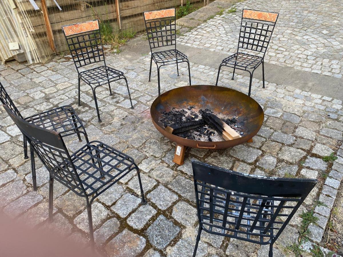 Fewo Waffenkammer Im Rittergut Leppersdorf Bei Dresden Fuer 7 Personen Exteriör bild